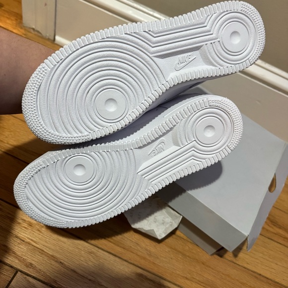 AF1 NWT - Picture 2 of 6